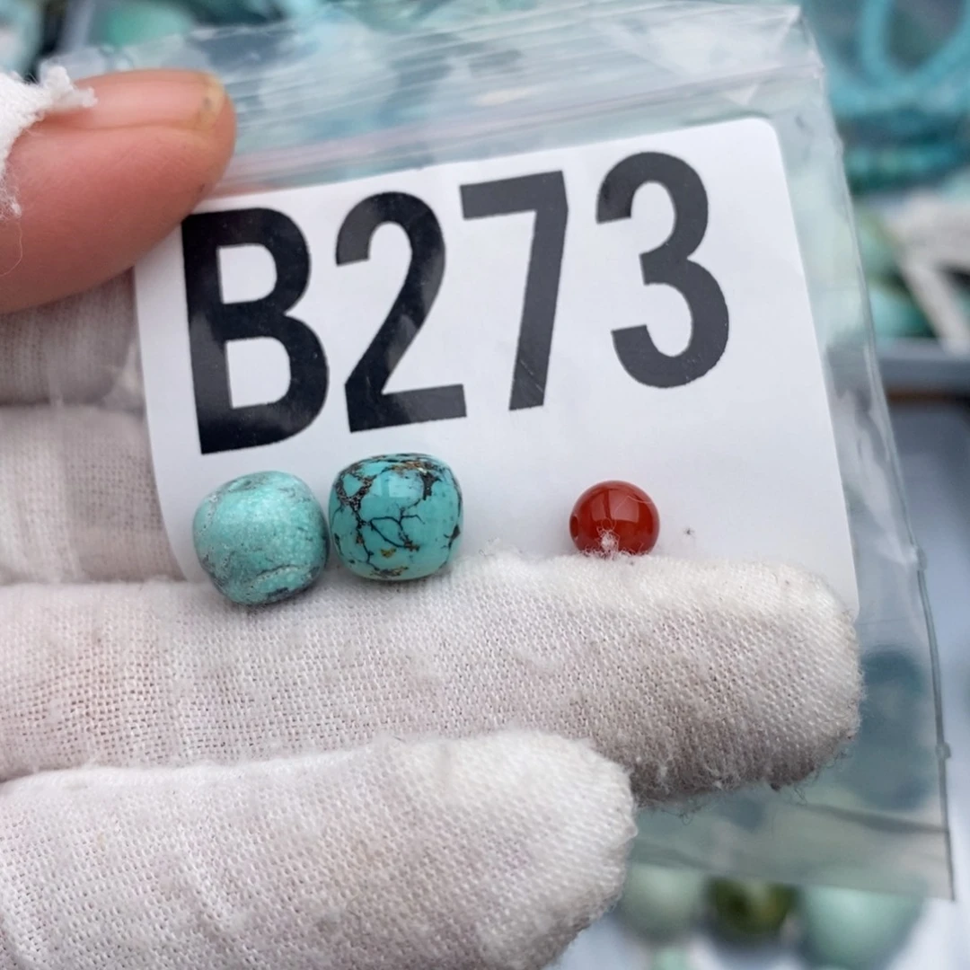 未镶嵌卡9老型一对南红玛瑙