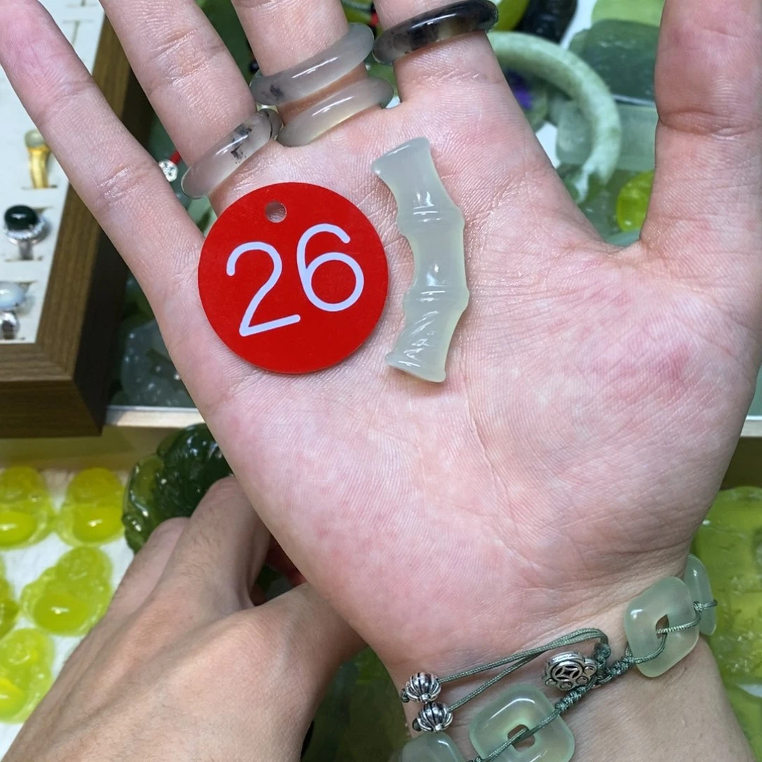 岫玉未镶嵌吊坠(不含链)两单包邮