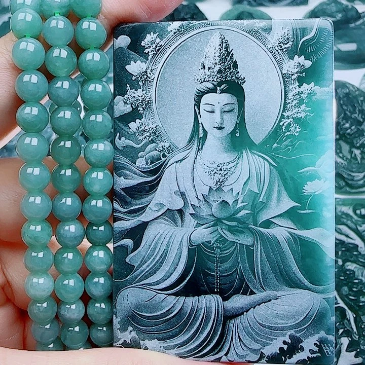 翡翠未镶嵌颈饰多样性发货天然的A货翡翠