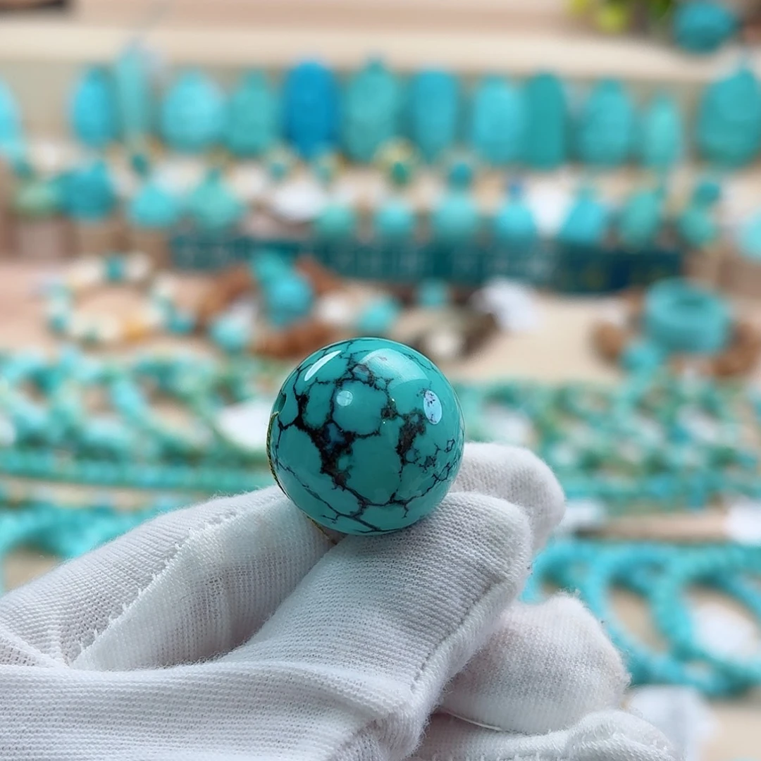 绿松石未镶嵌珠宝奇石22