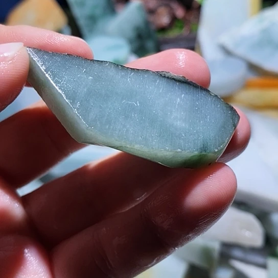 苏***氏翡翠散珠边角料303