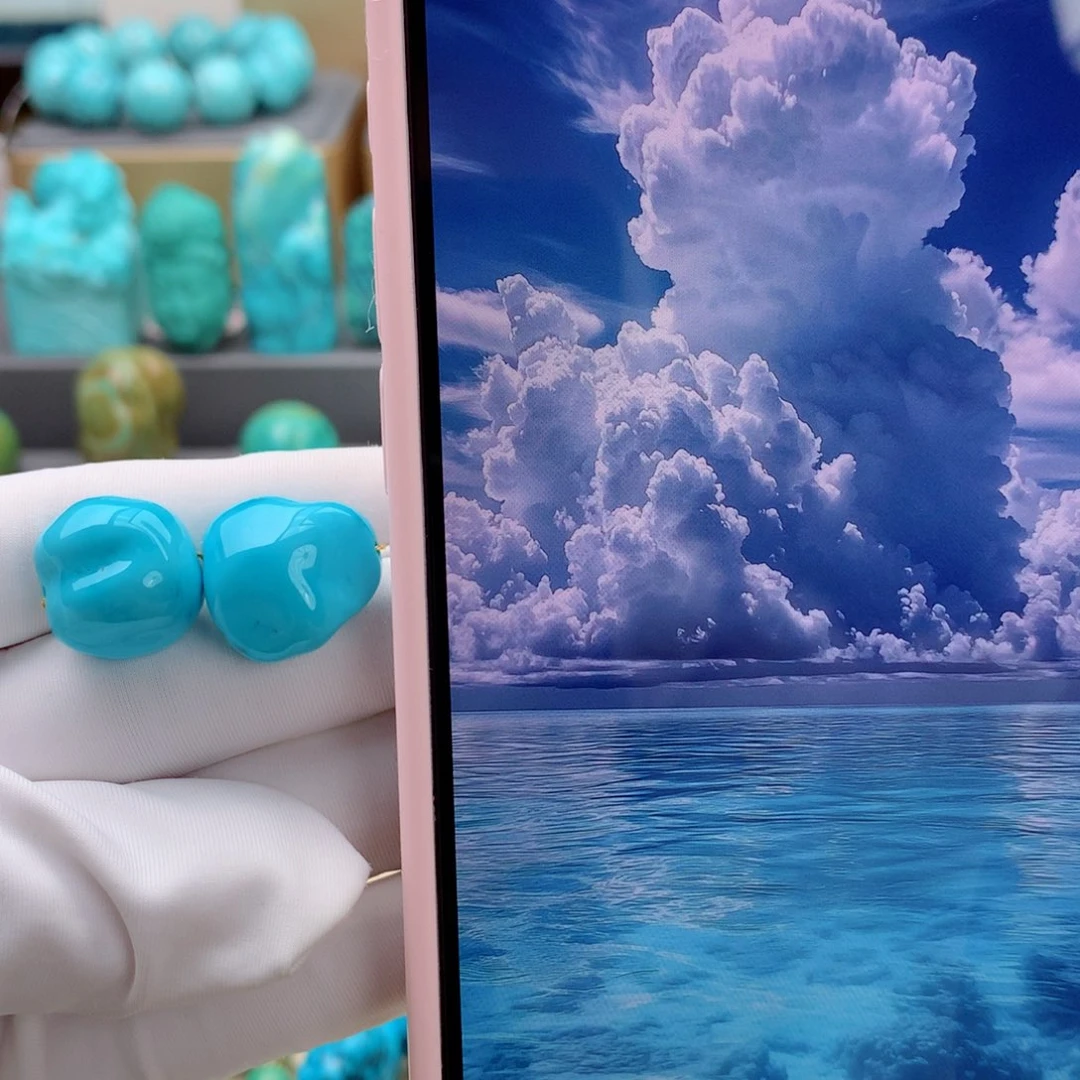 未镶嵌绿松石颈饰