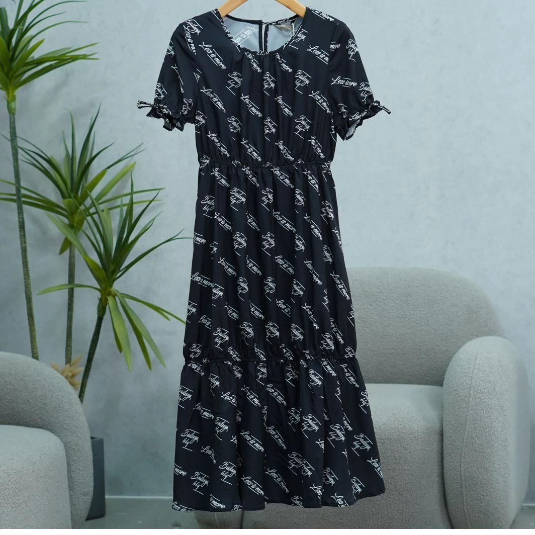 玛系列   Y482   女装时尚撤柜休闲连衣裙黑色QY1013