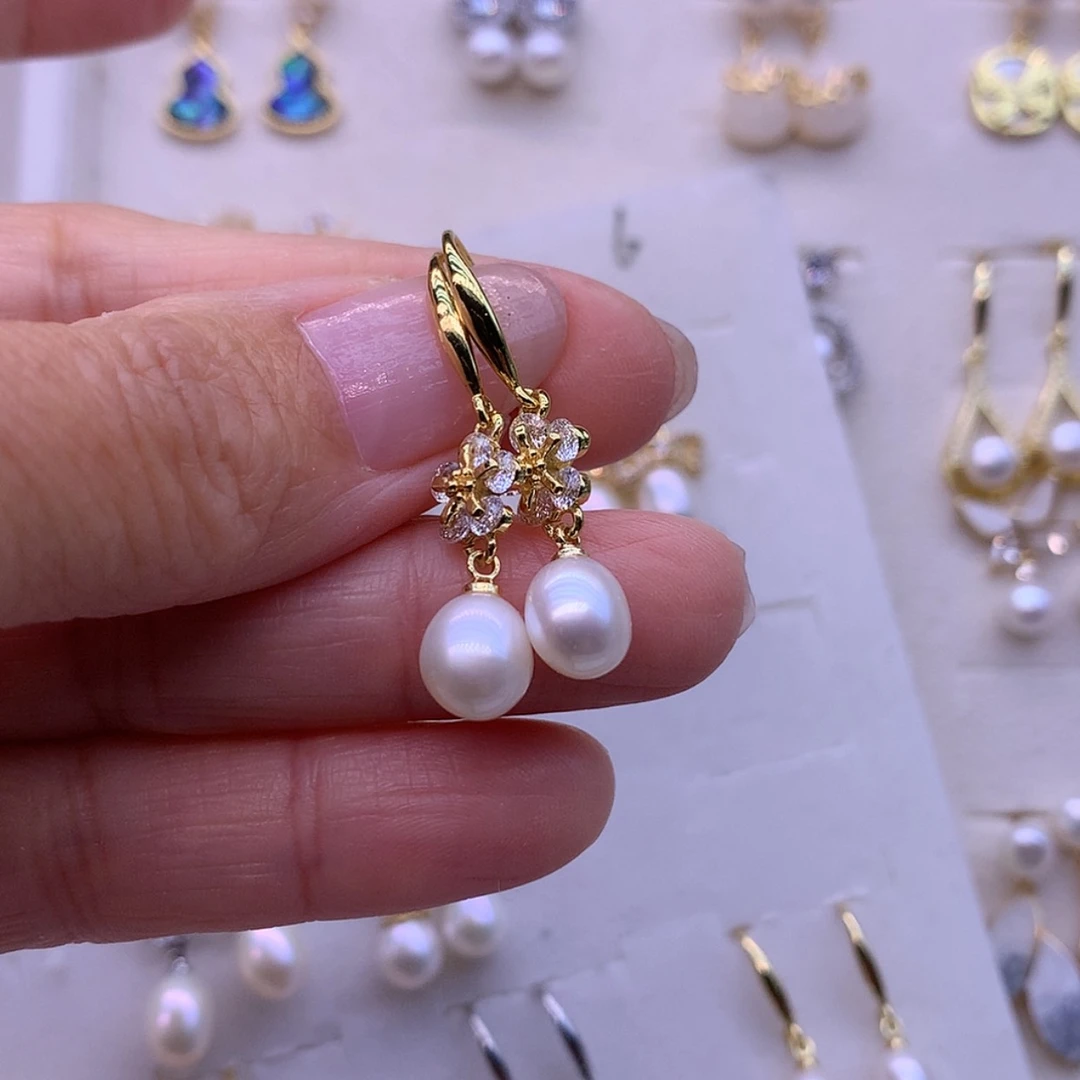 【闪购商品】淡水珍珠耳饰合金