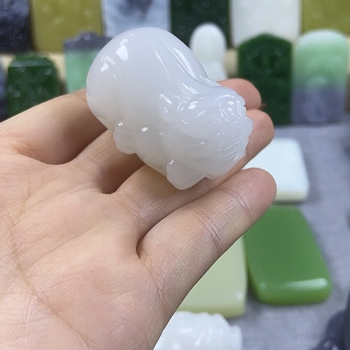 颈饰未镶嵌和田玉