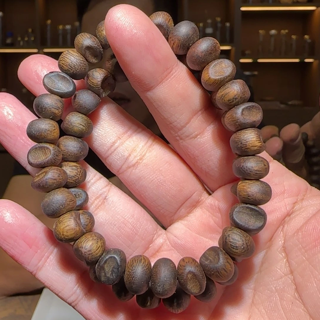 沉香手串单圈张勺子虫漏1.0/9g多样性发一条