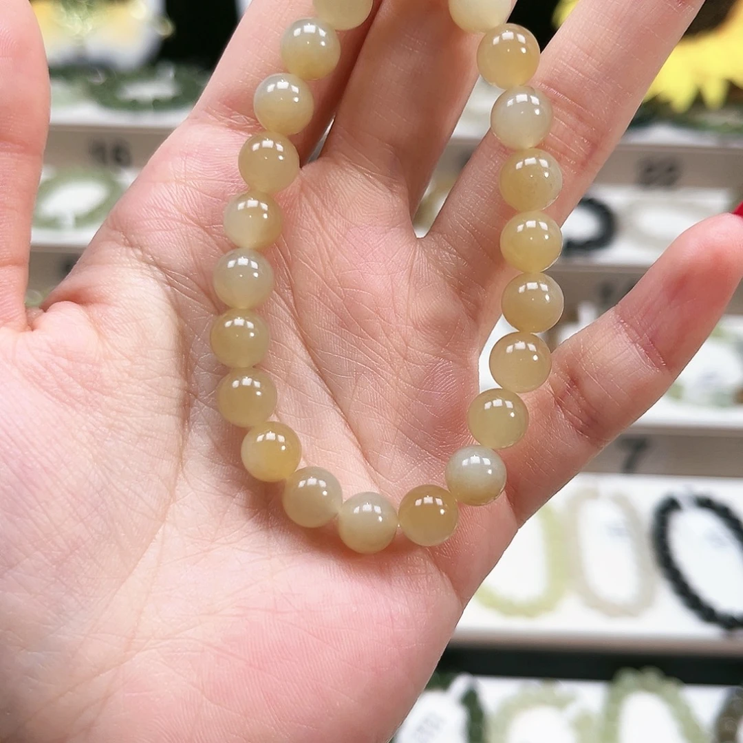 R***u和田玉未镶嵌手链