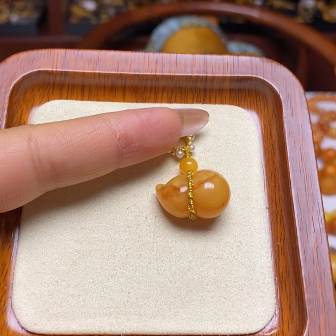 【闪购商品】蜜蜡吊坠(不含链)未镶嵌吊坠