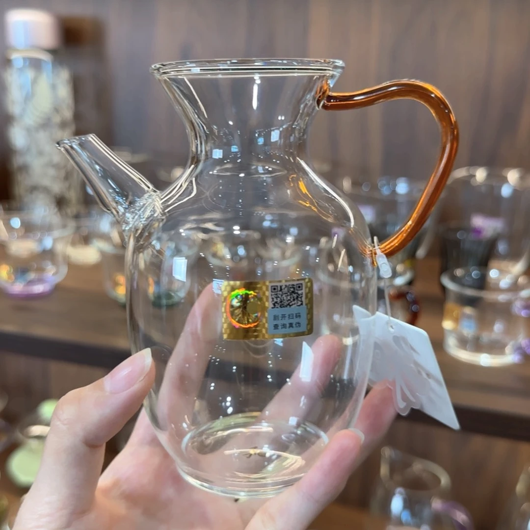 禾器昭然琥珀色。。