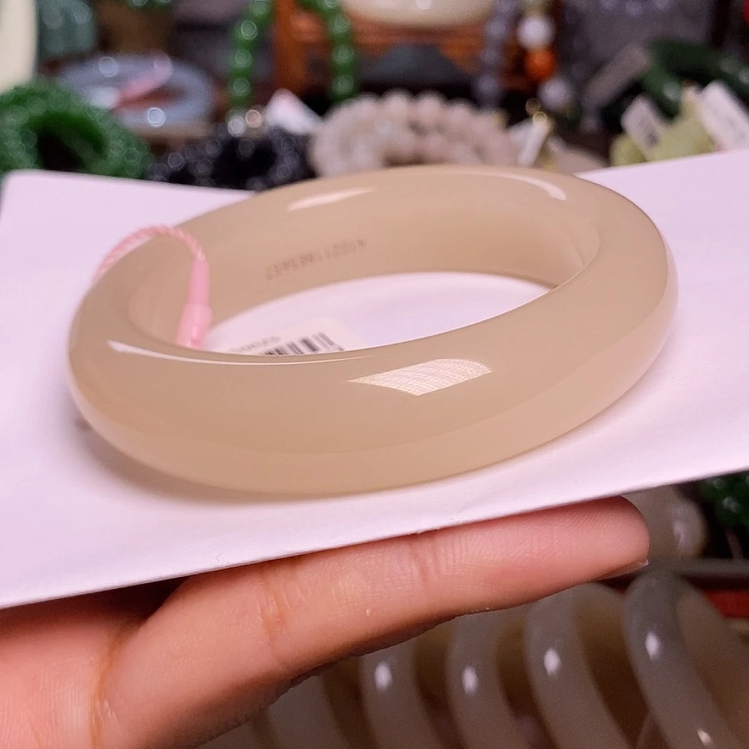 和田玉藕粉老料脂膏级收藏宽版手镯57圈未镶嵌