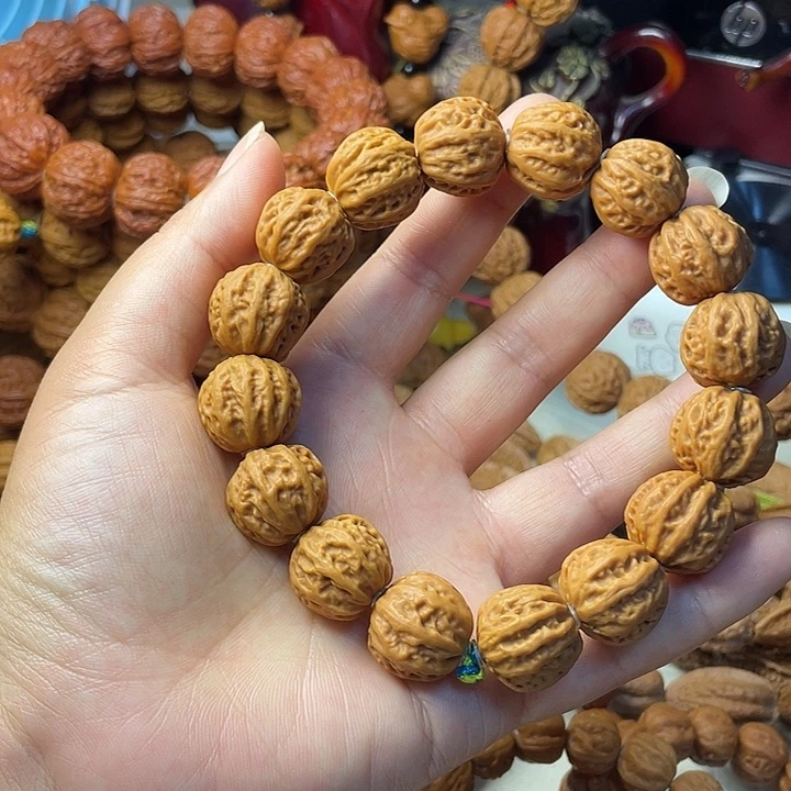 博***读核桃西瓜纹精八楞小秋子
