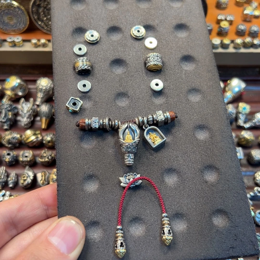 足银搭配示范白色