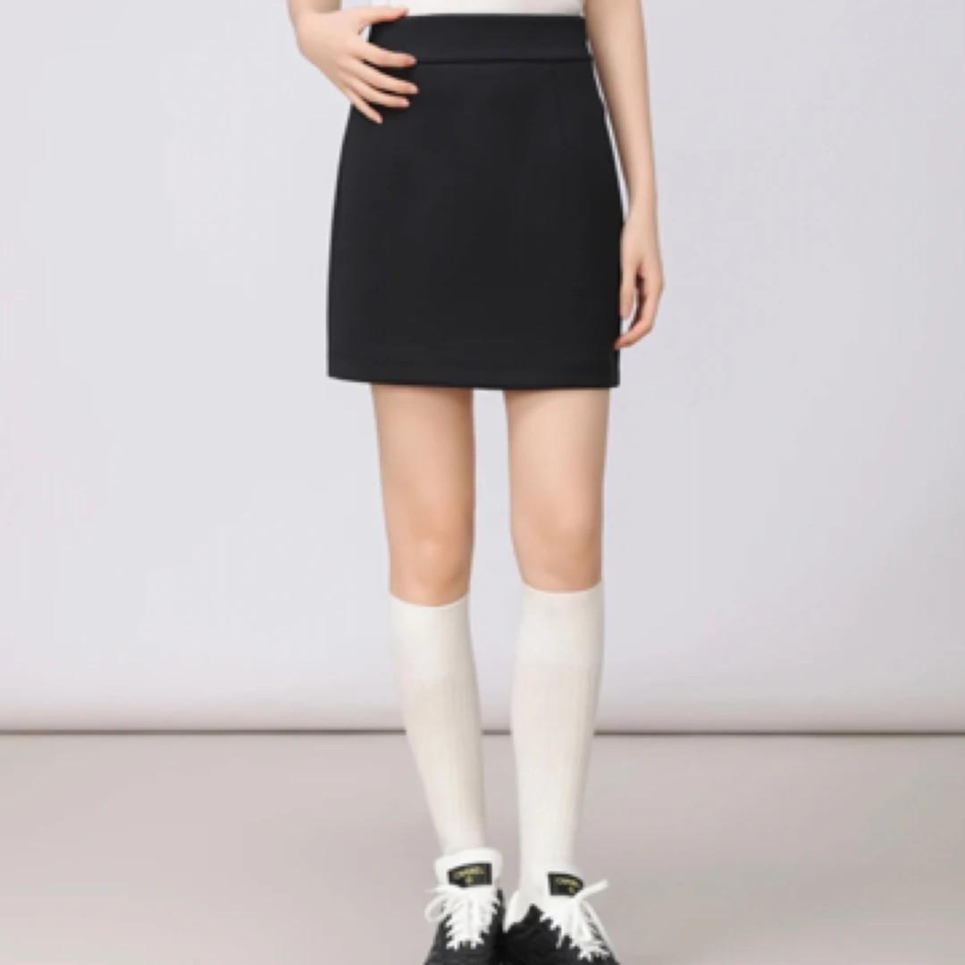AMASS阿玛施早春新款气质个性休闲百搭纯色高腰短裙半身裙520046