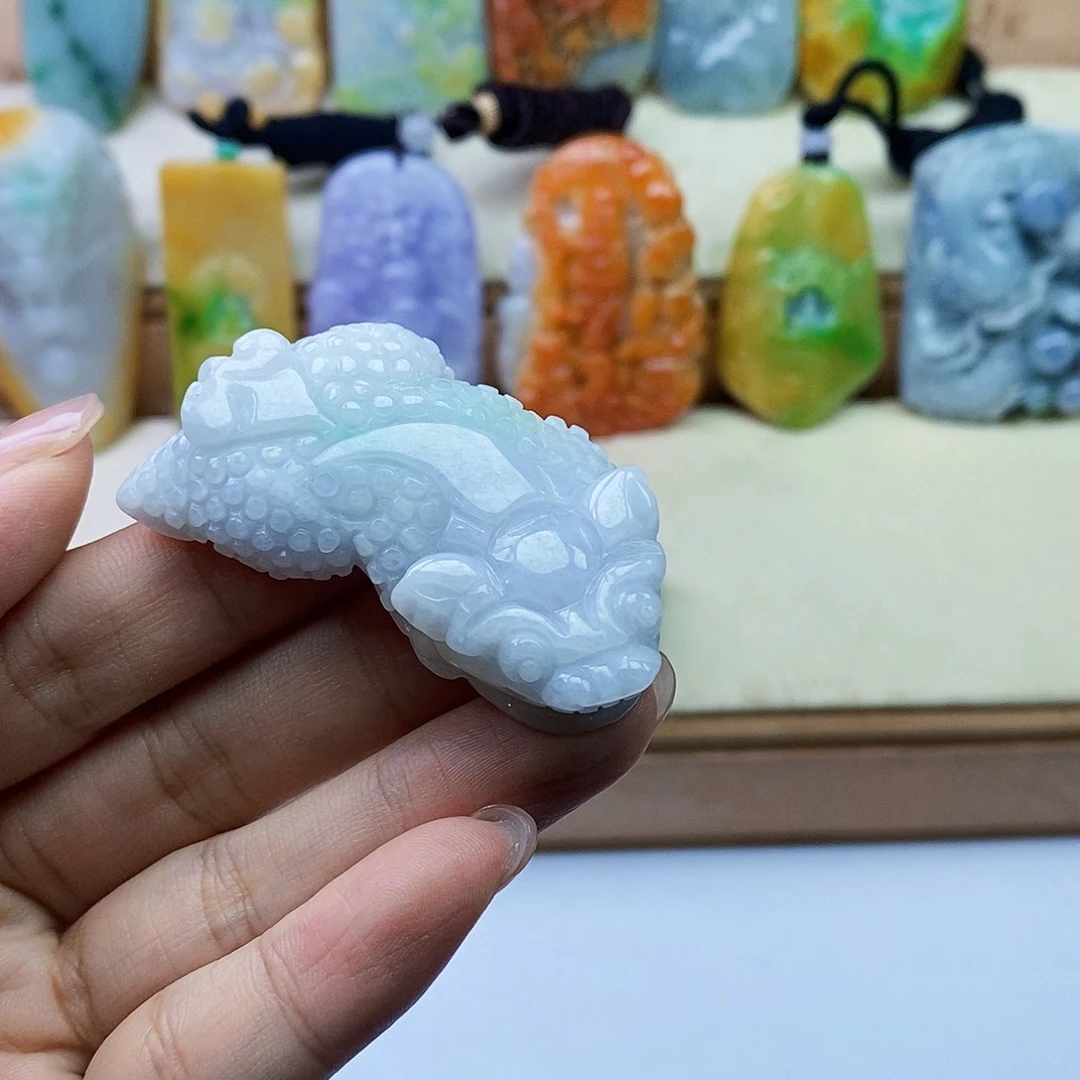 颈饰未镶嵌翡翠翡翠