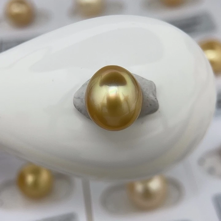 颈饰海水珍珠未镶嵌13-14mm 金珠 椭圆 近无暇