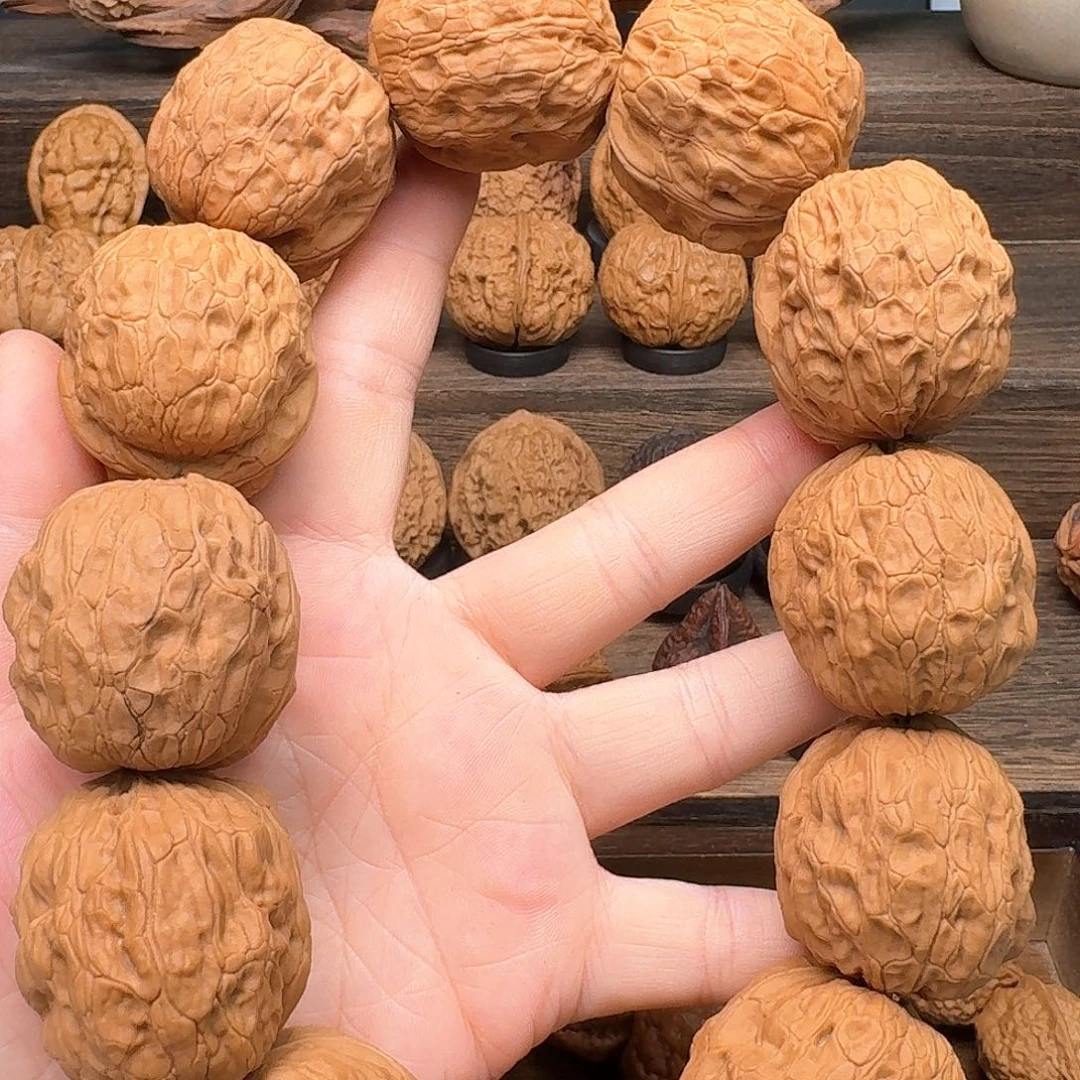 文玩核桃吊坠2黄金蟒元宝手持40尺寸