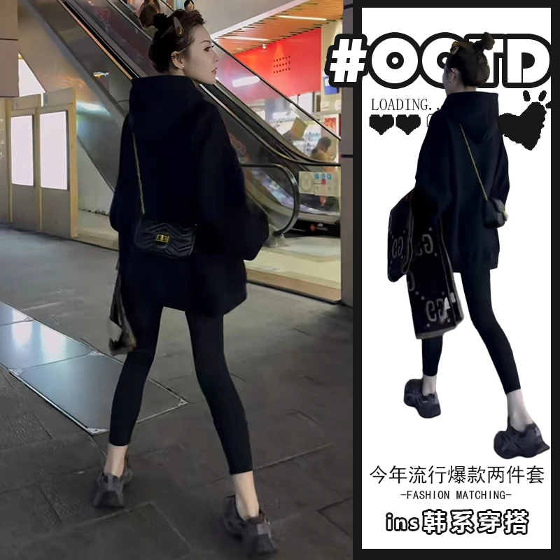 2025秋冬新款松弛感穿搭两件套装女韩版宽松连帽卫衣黑色鲨鱼裤潮