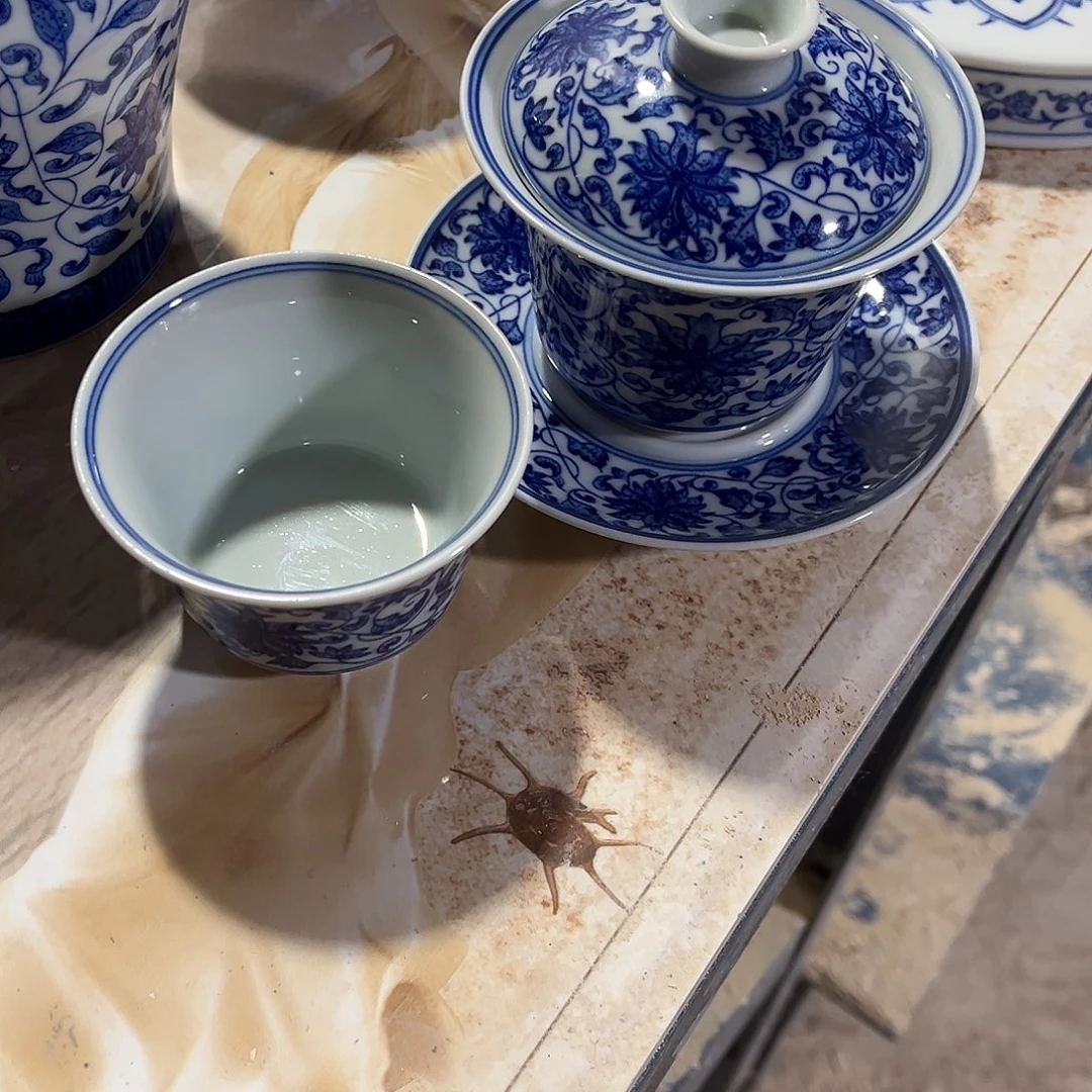 劉****錡镇堂手工手绘绘盖碗杯