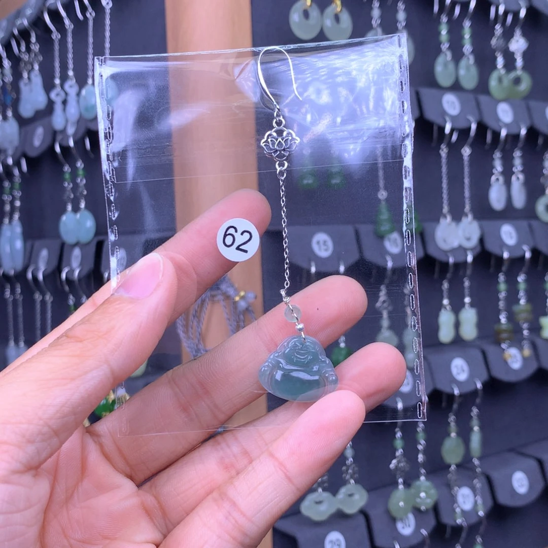 翡翠耳饰银S925镶嵌菩***?