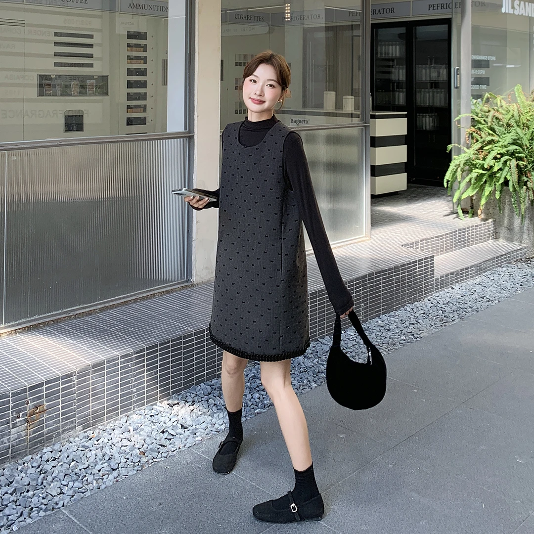 法式黑色叠穿高级感穿搭套装女2025新款针织上衣印花背心裙两件套