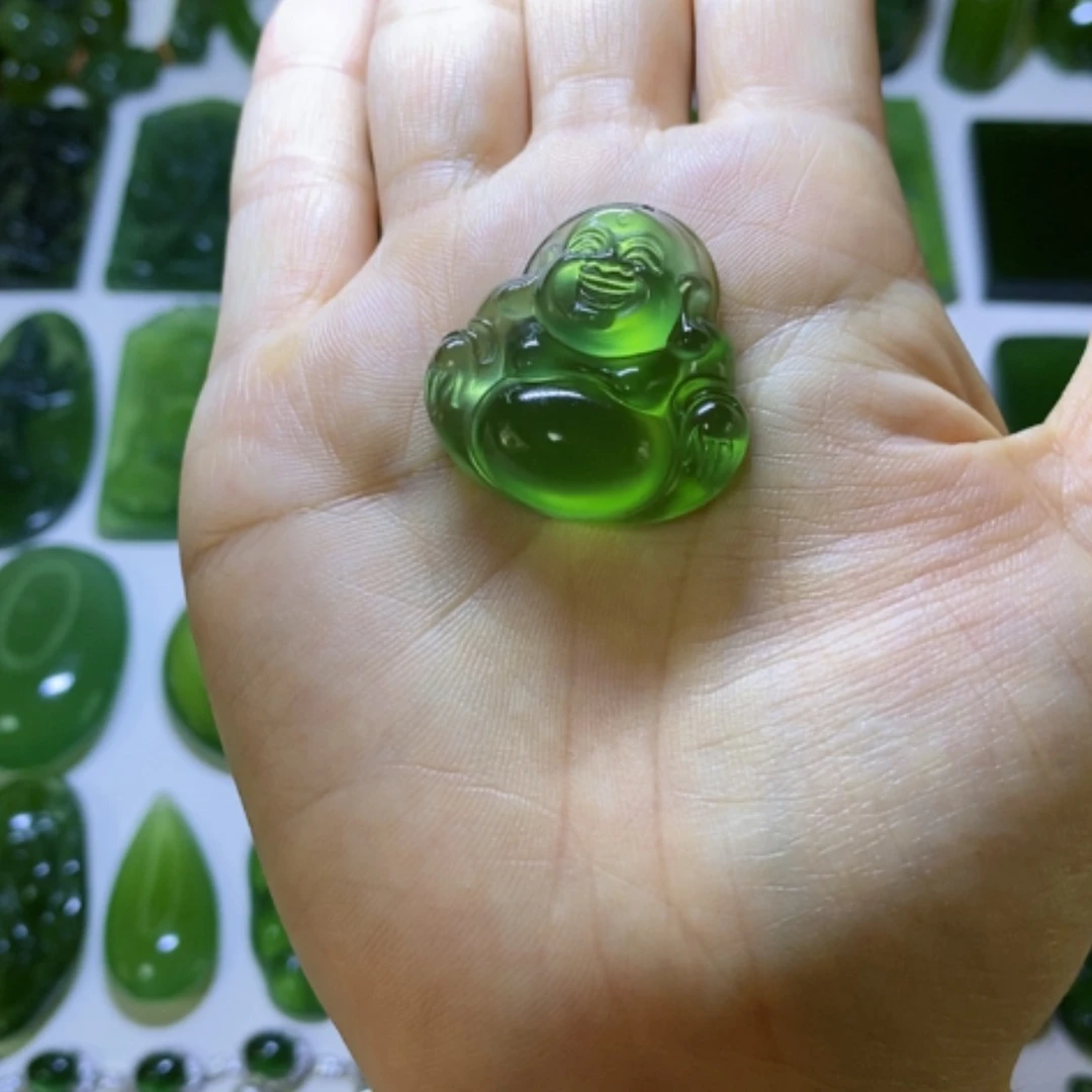 【闪购商品】蛇纹石玉颈饰未镶嵌守****明