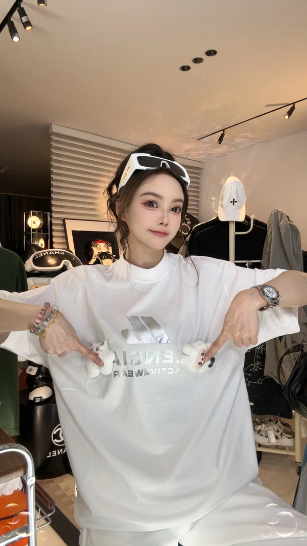 钱《小巴子》反光印花高街超酷短袖