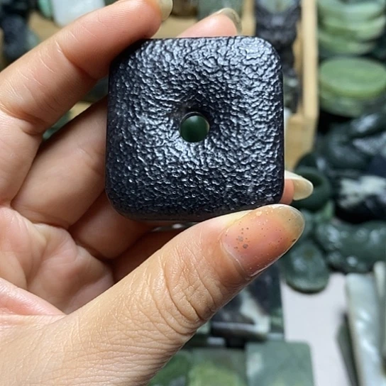 和田玉（糖玉）未镶嵌珠宝半成品