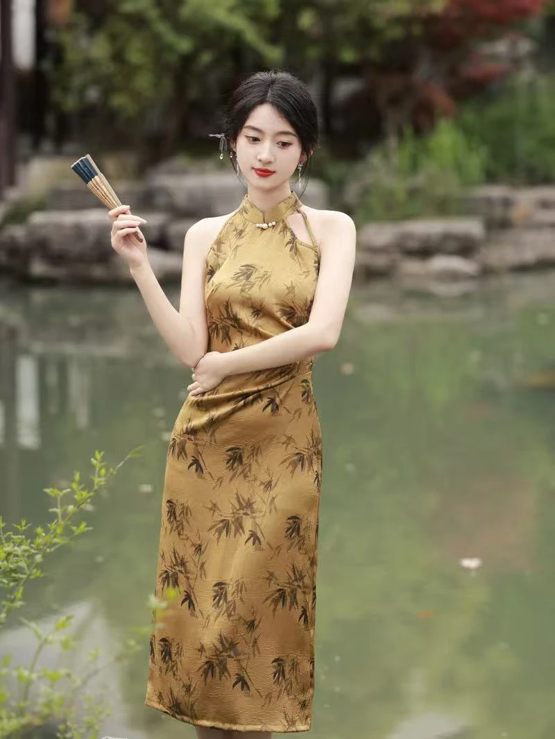 【小牛人专属】夏季新款三色挂脖旗袍腰部捏褶日常可穿气质显瘦