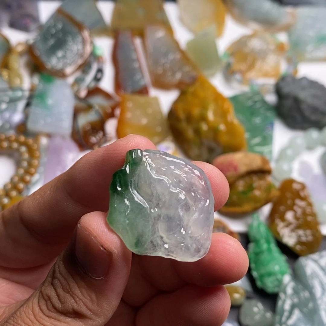 ᯓ***翡翠未镶嵌颈饰随形翡翠