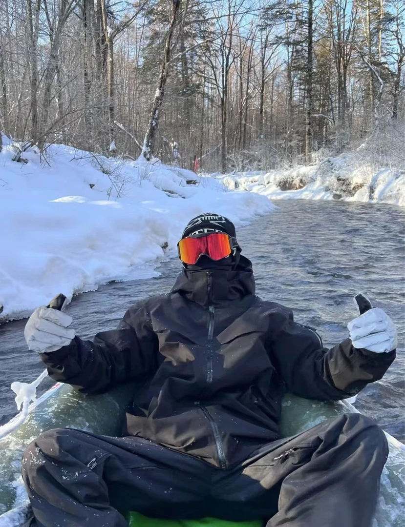 大MAIC羽绒服白鹅绒户外硬壳冲锋衣滑雪防水脱卸帽时尚88