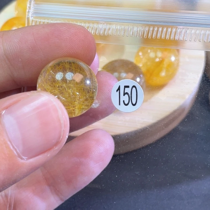 未镶嵌颈饰水晶S****I