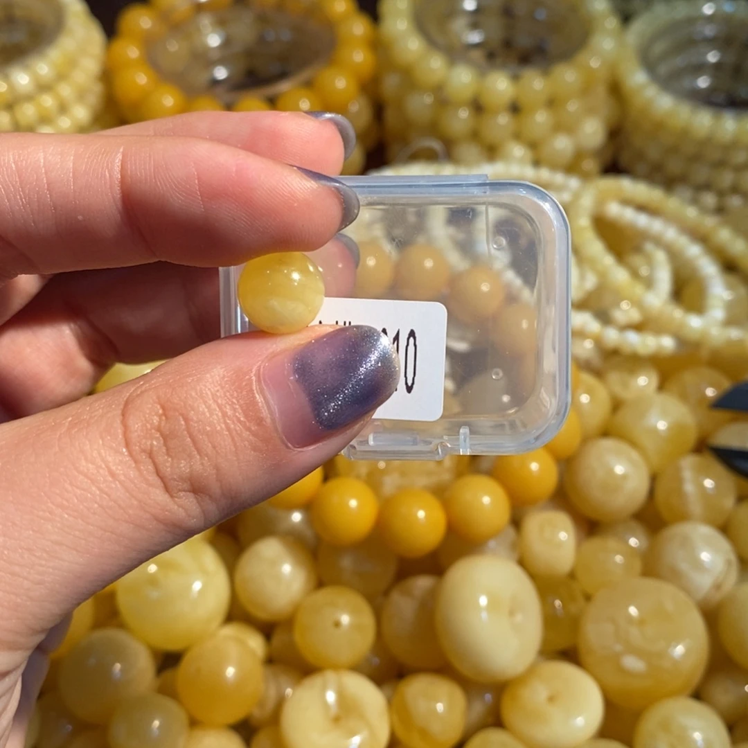 琥珀未镶嵌珠宝奇石810