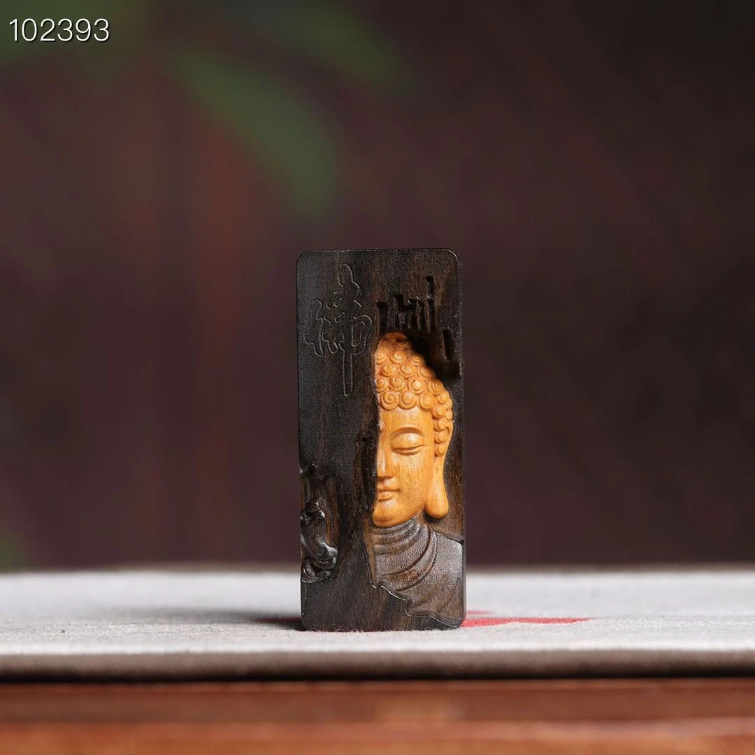 问佛-巴布亚贡木镶嵌檀香精工复古雕刻挂件