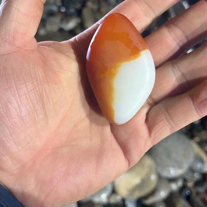 未镶嵌和田玉（糖玉）挂件