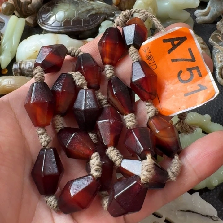 玛瑙/玉髓颈饰合金