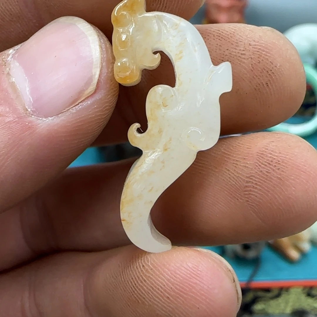 未镶嵌和田玉（糖玉）珠宝奇石