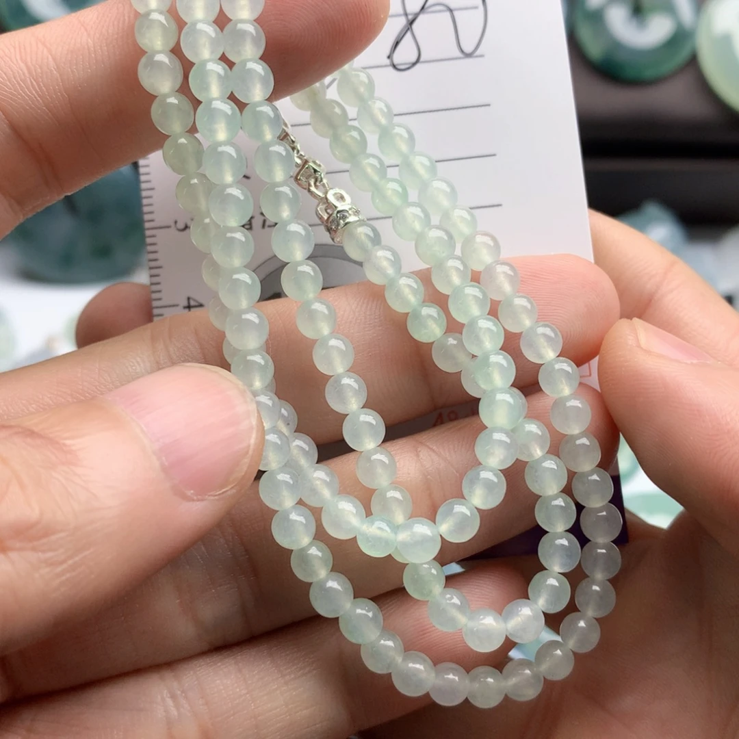 翡翠未镶嵌颈饰吊坠