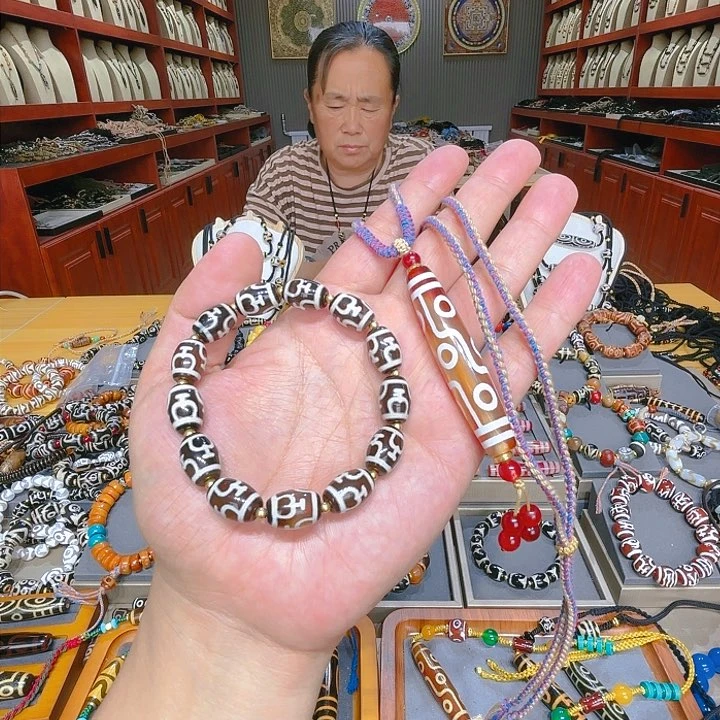 未镶嵌玛瑙/玉髓珠宝奇石