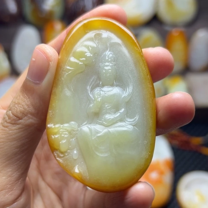 和田玉未镶嵌颈饰