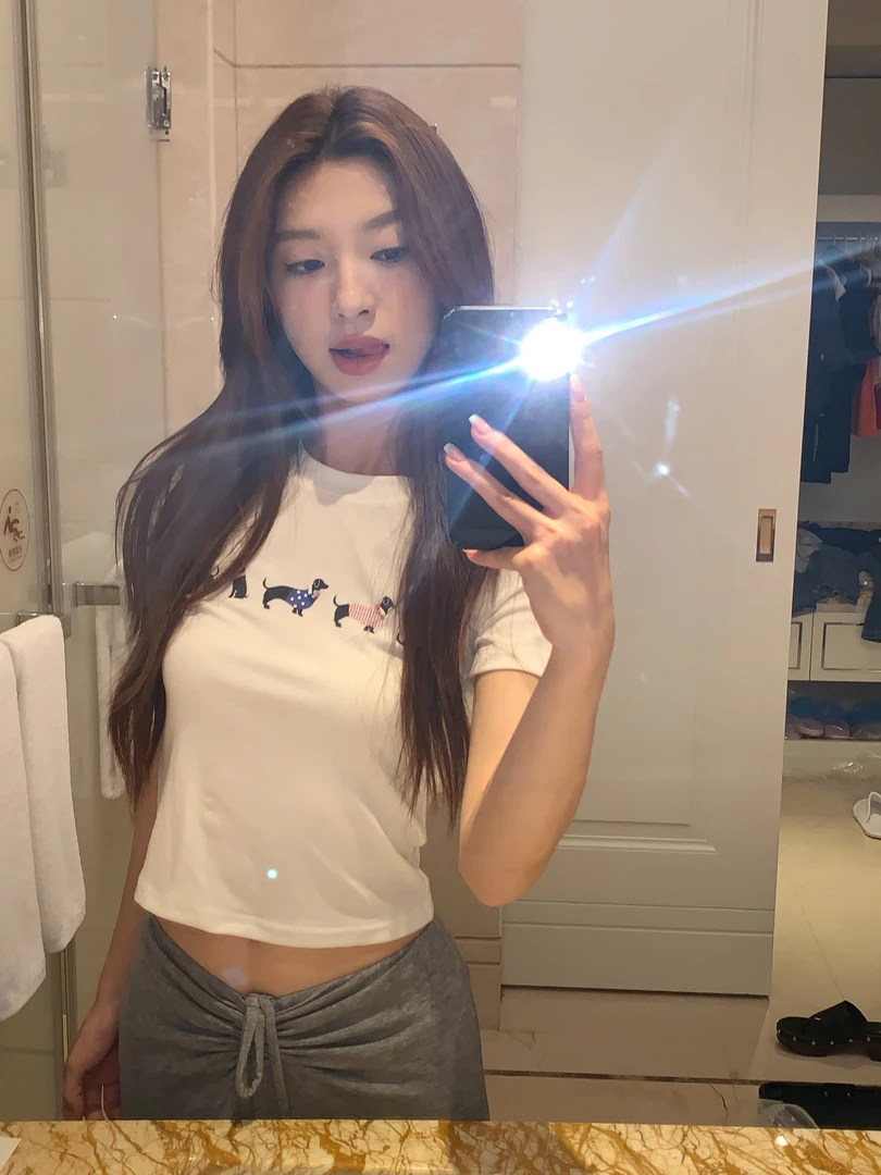 林小野‘慵懒小狗'莱赛尔天丝短袖T