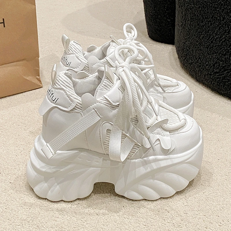 白色鞋子小个子显高厚底内增高女鞋2025年新款老爹鞋春百搭休闲鞋