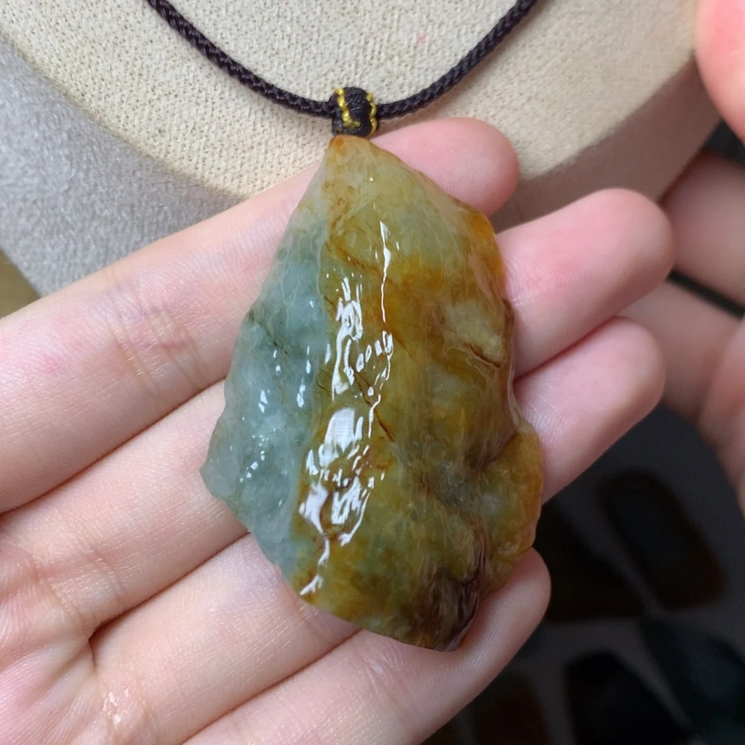 翡翠未镶嵌颈饰吊坠
