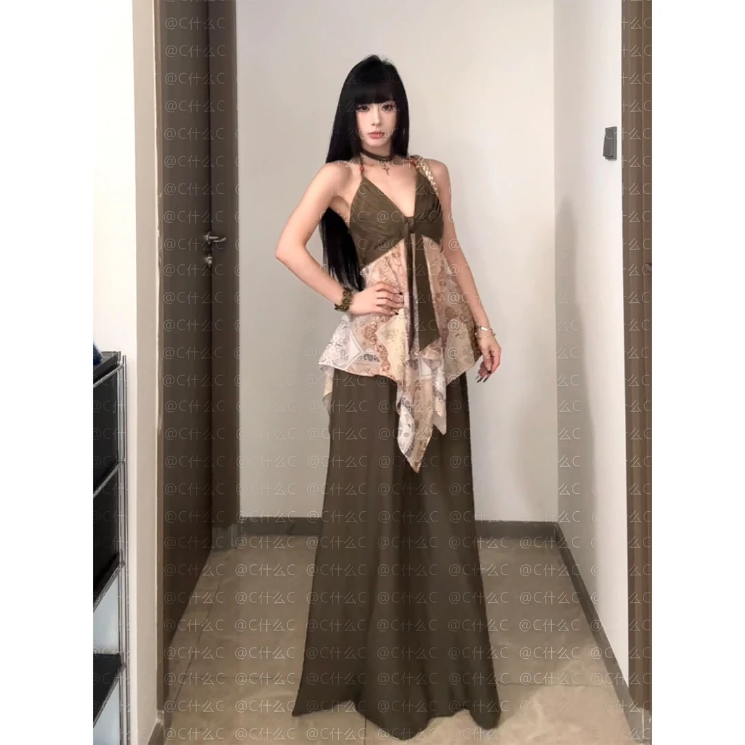 Cc【流浪诗人】个性拼色伞摆性感深V串珠辣妹上衣高腰松小个子穿搭