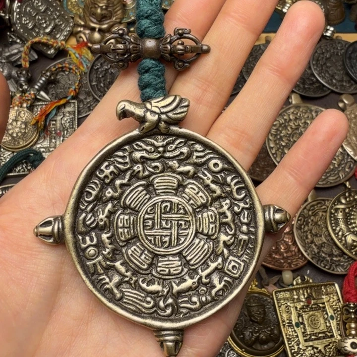 藏传文玩九宫如图