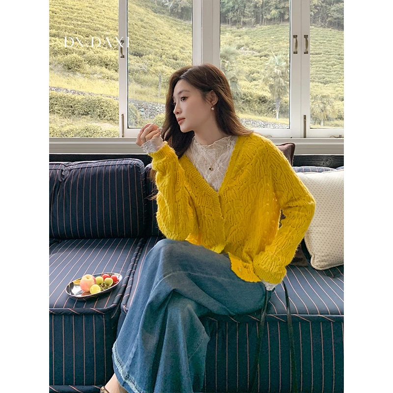 代大喜【漫纱小调】高级感V领长袖毛针织衫女2025秋季休闲内搭上衣