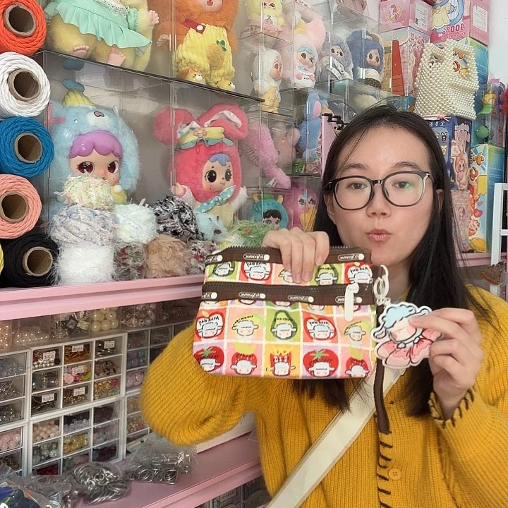 PU箱包收纳箱化妆包等