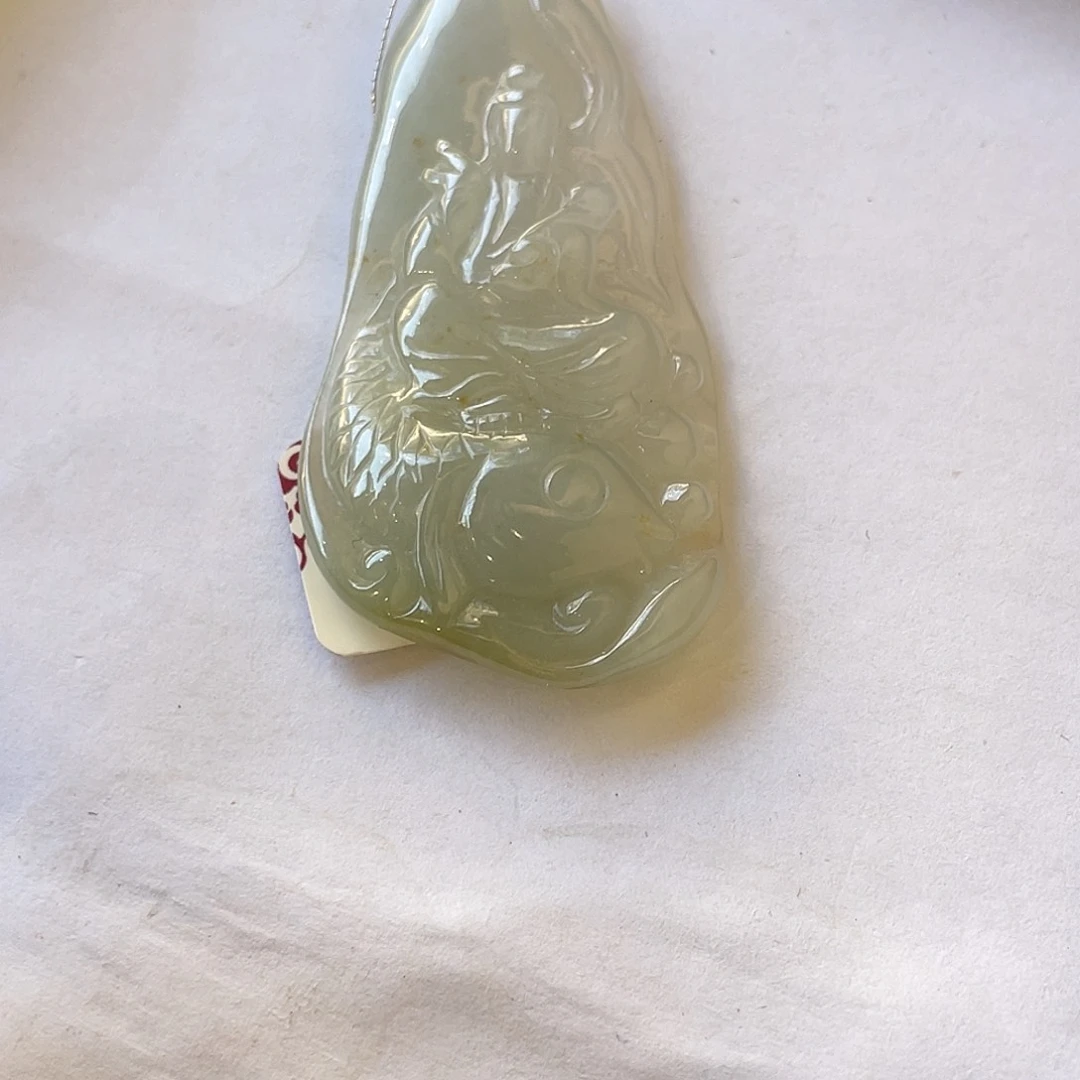 翡翠未镶嵌颈饰y****i