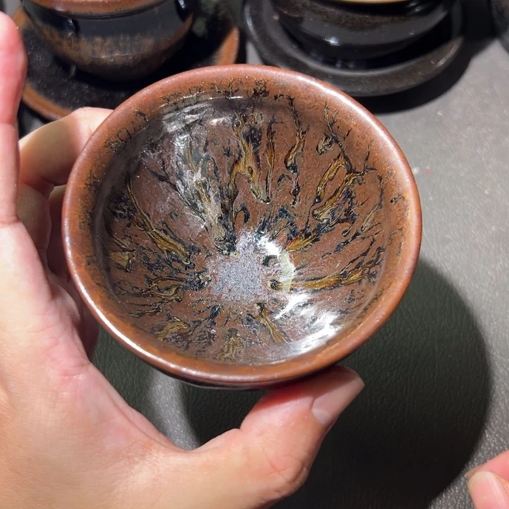 茶盏我们也在这里吃早餐