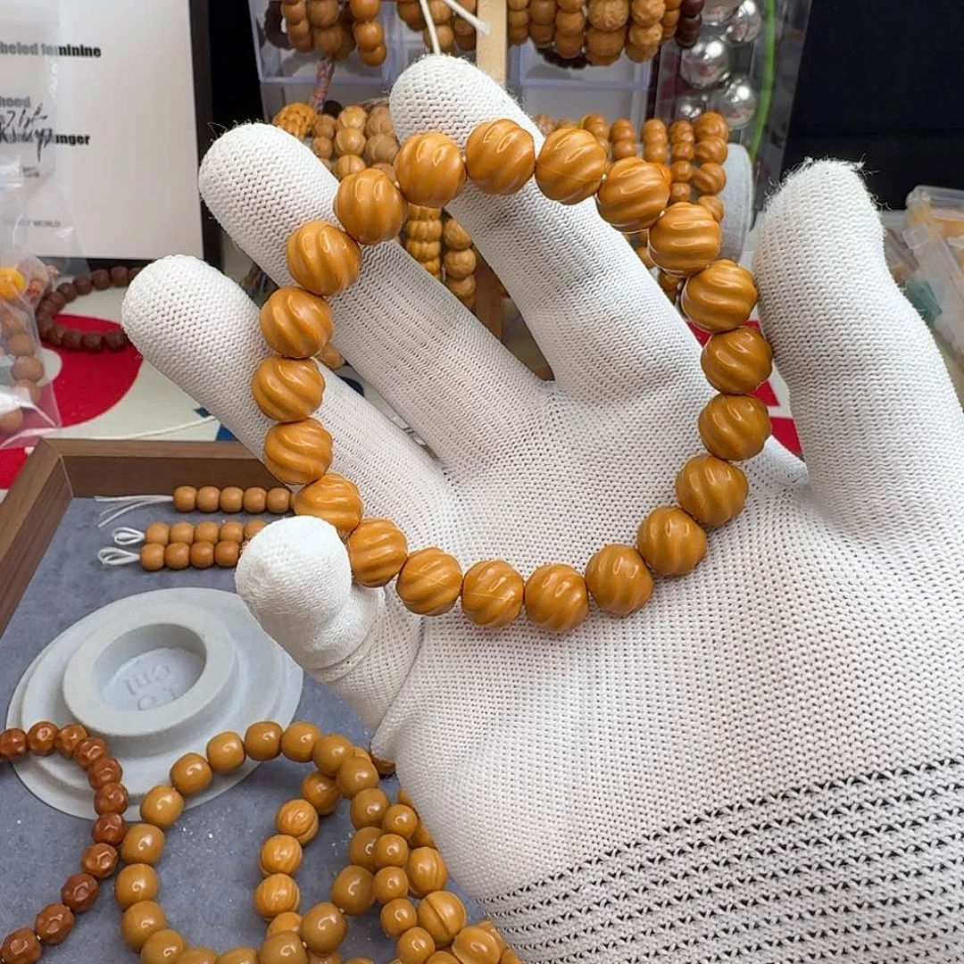 赵***y猴头核桃吊坠扭扭珠