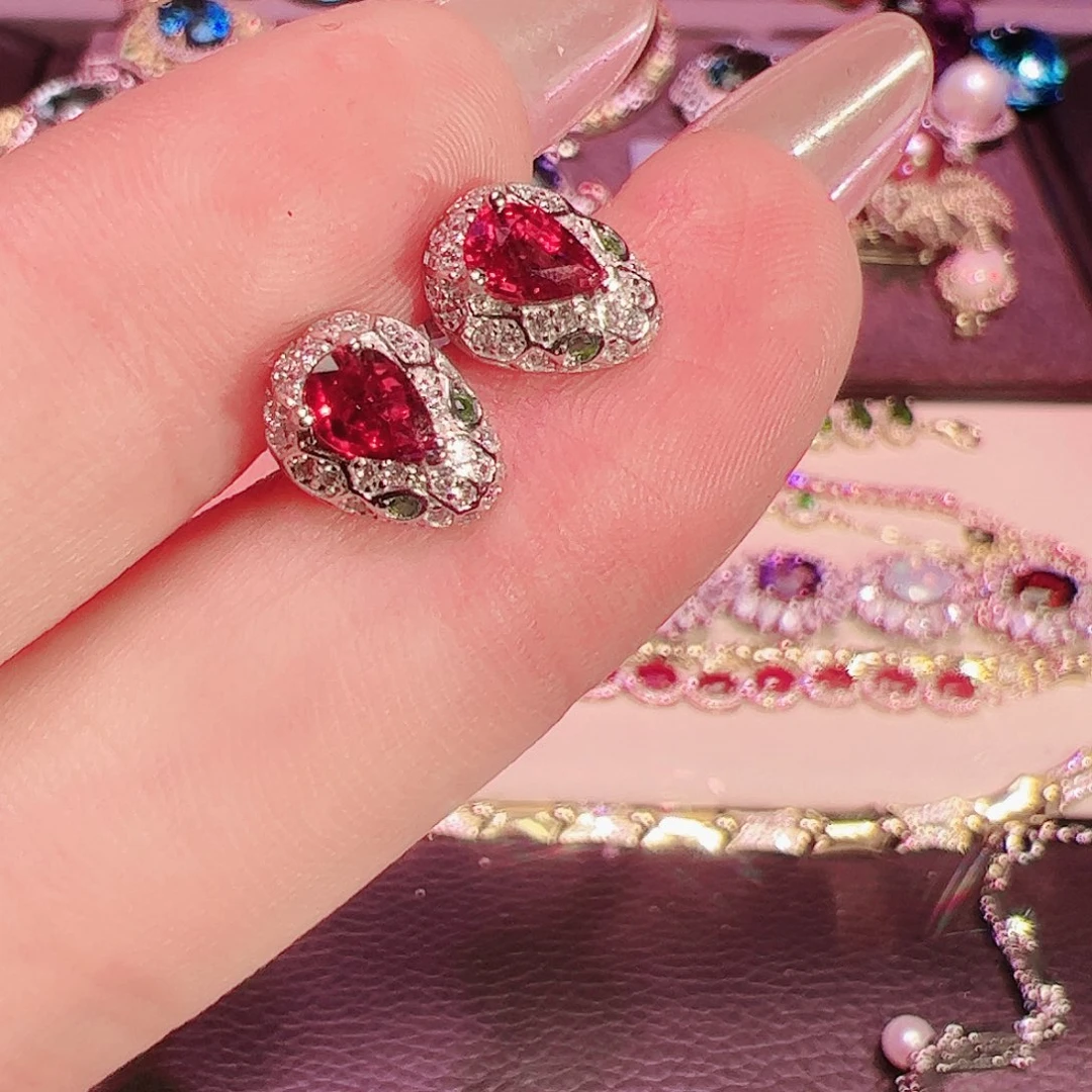 彩色蓝宝石耳钉银S925镶嵌